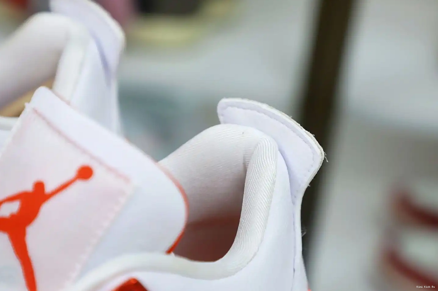 4 Air metallic Jordan Jordan Kimikick retro“orange 0726